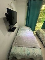 Casa Villa Carolina 5 min Puerta de Oro