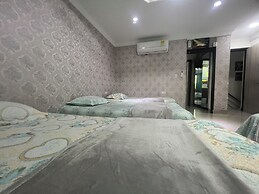 Casa Villa Carolina 5 min Puerta de Oro