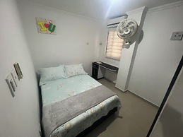 Casa Villa Carolina 5 min Puerta de Oro