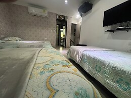 Casa Villa Carolina 5 min Puerta de Oro