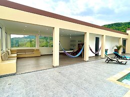 Maravillosa CASA FINCA piscina wifi tv