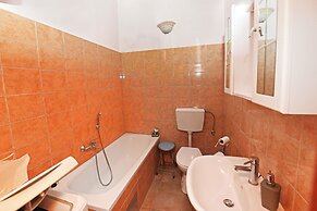 Beautiful Stone House in Gedici - Beahost Rentals