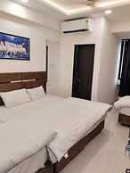 Hotel Kiwi Inn Vijaynagar Scheme 78