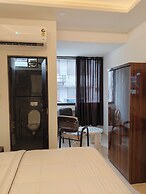 Hotel Kiwi Inn Vijaynagar Scheme 78