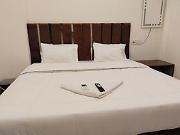 Hotel Kiwi Inn Vijaynagar Scheme 78