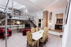 Navona Glamour Apartment