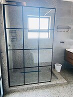 Airport Imperial Guest House