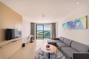 Arena Cam Ranh Beachfront Condotel