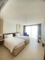 Arena Cam Ranh Beachfront Condotel