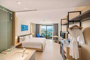 Arena Cam Ranh Beachfront Condotel