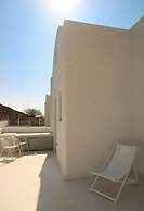 Airy suites santorini