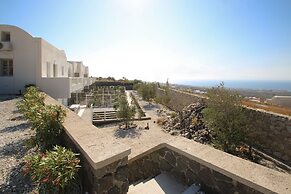 Airy suites santorini
