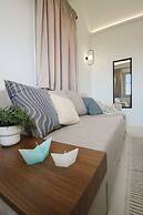 Airy suites santorini