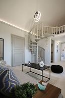 Airy suites santorini