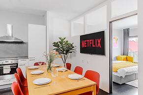 Deluxe loft with 3 bedrooms in Prague