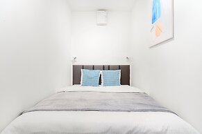 Deluxe loft with 3 bedrooms in Prague