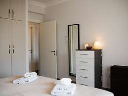 Sunny and Family Friendly Apartment Directly at the Pool