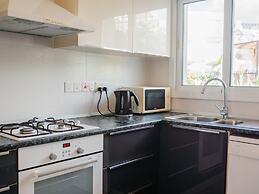 Sunny and Family Friendly Apartment Directly at the Pool