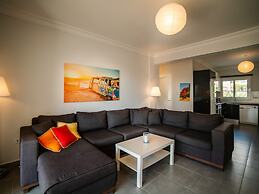 Sunny and Family Friendly Apartment Directly at the Pool