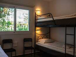 Sunny and Family Friendly Apartment Directly at the Pool