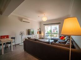 Sunny and Family Friendly Apartment Directly at the Pool