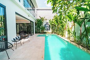 Villa Blue Water by GORO