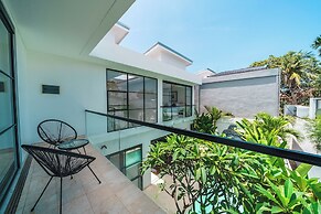 Villa Blue Water by GORO