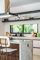 Villa Blue Water by GORO