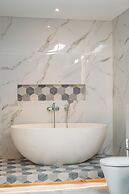 Villa Blue Water by GORO