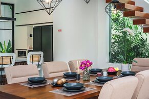 Villa Blue Water by GORO