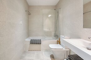 Solaga - Merced Suites