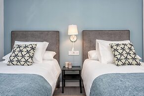 Solaga - Merced Suites