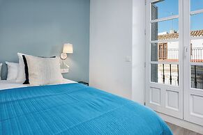 Solaga - Merced Suites