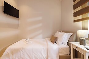 Jolly Suites