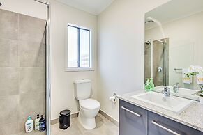 StayAU Charming 4BR Retreat Wyndham Vale