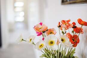 StayAU Charming 4BR Retreat Wyndham Vale