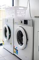 StayAU Charming 4BR Retreat Wyndham Vale