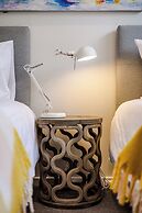 StayAU Charming 4BR Retreat Wyndham Vale