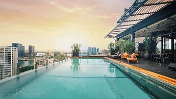 Kin Hotel Thi Sach