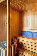 Kin Hotel Thi Sach