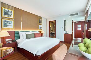Kin Hotel Thi Sach