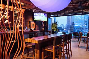 Kin Hotel Thi Sach