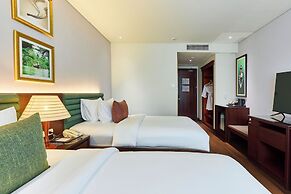 Kin Hotel Thi Sach