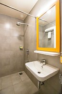 Bloom Hotel - HSR Club