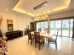 The Memory - 4 Bedrooms Beachfront Pool Villa