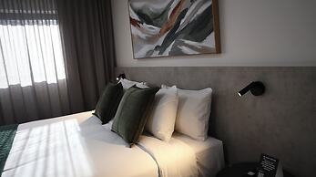 40 on Marshall Street