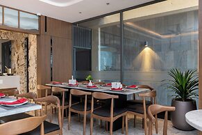 Stella Hotel & Apartment