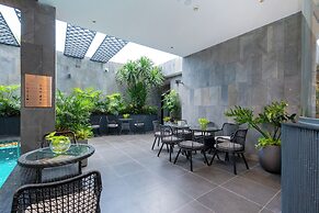 Stella Hotel & Apartment