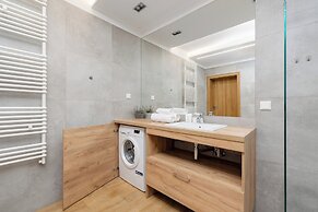 Park Apartament Mariacka by Renters