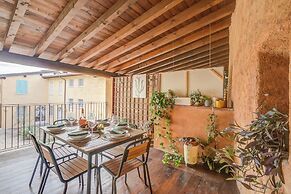 Lauri House Lakeview & Shared Pool